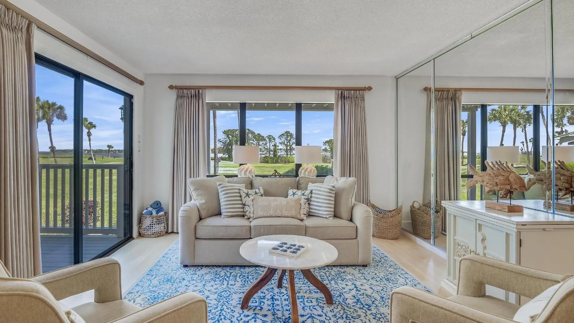 819 Harbour Point 'Steel Magnolia On The Bay' Villa Destin